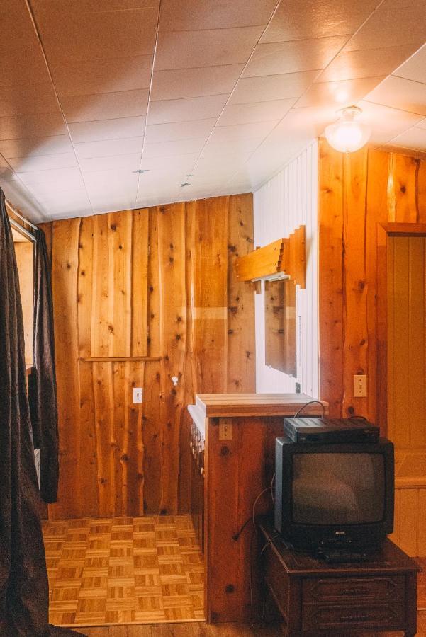 Nordet Motel Saint Georges De Malbaie Екстериор снимка